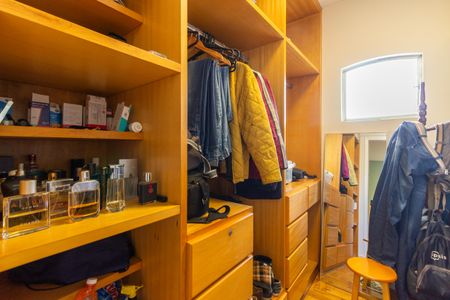 Apartamento à venda com 110m², 2 quartos e 1 vagaCloset da suíte 2