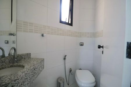Apartamento para alugar com 160m², 3 quartos e 3 vagasBanheiro Suíte 2