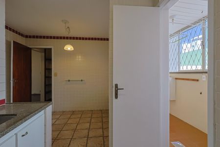 Apartamento à venda com 100m², 3 quartos e 1 vagaCozinha