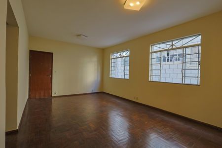 Sala de apartamento à venda com 3 quartos, 100m² em Santo Antônio, Belo Horizonte