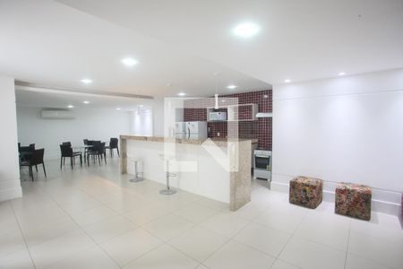 Apartamento à venda com 60m², 2 quartos e 1 vaga Apartamento à venda com 60m², 2 quartos e 1 vagaÁrea comum - Salão de festas
