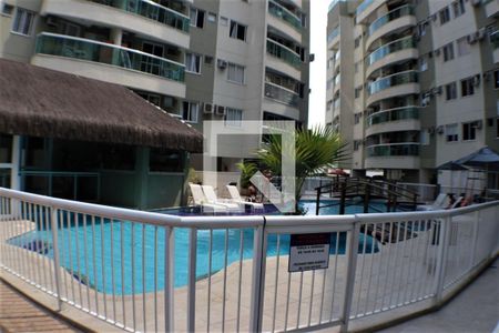 Apartamento à venda com 60m², 2 quartos e 1 vaga Apartamento à venda com 60m², 2 quartos e 1 vagaÁrea comum - Piscina