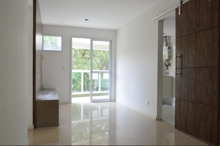 Apartamento à venda com 60m², 2 quartos e 1 vaga Apartamento à venda com 60m², 2 quartos e 1 vagaSala