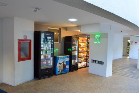 Apartamento à venda com 60m², 2 quartos e 1 vaga Apartamento à venda com 60m², 2 quartos e 1 vagaMini Mercado