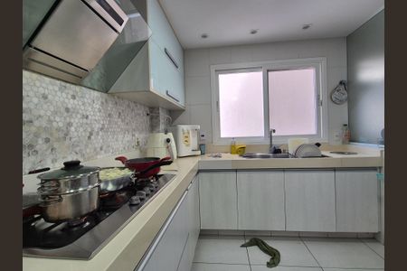 Apartamento à venda com 174m², 3 quartos e 3 vagasCozinha