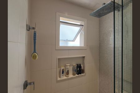 Apartamento à venda com 174m², 3 quartos e 3 vagasBanheiro da Suíte 1