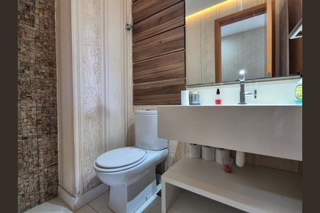 Apartamento à venda com 174m², 3 quartos e 3 vagasLavabo