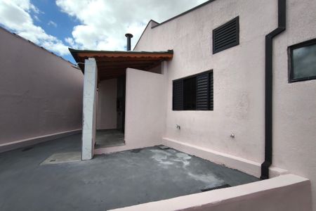 Casa para alugar com 116m², 3 quartos e 2 vagasQuintal