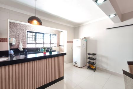 Casa para alugar com 116m², 3 quartos e 2 vagasCozinha