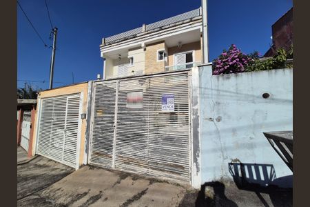 Casa à venda com 120m², 3 quartos e 2 vagasFachada