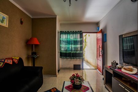 Casa à venda com 120m², 3 quartos e 2 vagasSala