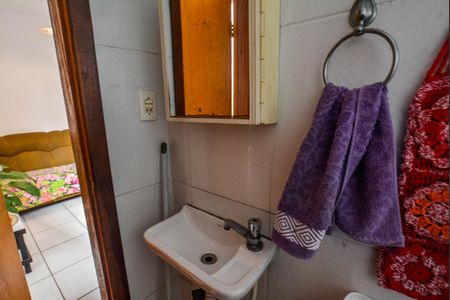 Casa à venda com 120m², 3 quartos e 2 vagasBanheiro da Suíte 2