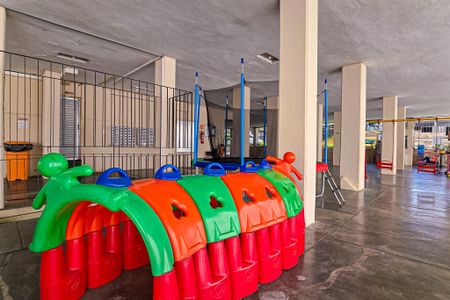 Apartamento à venda com 70m², 2 quartos e 1 vagaÁrea comum - Playground