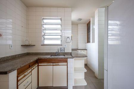 Apartamento à venda com 92m², 2 quartos e sem vaga Apartamento à venda com 92m², 2 quartos e sem vagaCozinha