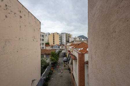 Apartamento à venda com 92m², 2 quartos e sem vaga Apartamento à venda com 92m², 2 quartos e sem vagaÁrea de Serviço Vista