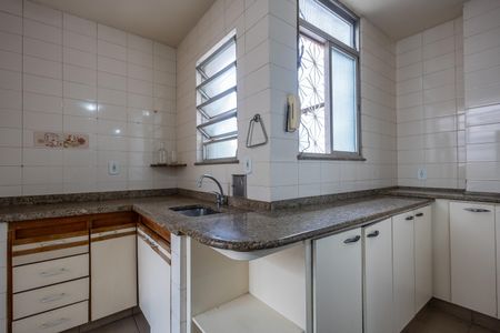 Apartamento à venda com 92m², 2 quartos e sem vaga Apartamento à venda com 92m², 2 quartos e sem vagaCozinha