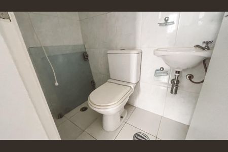 Apartamento à venda com 125m², 3 quartos e 2 vagas Apartamento à venda com 125m², 3 quartos e 2 vagasBanheiro de serviço