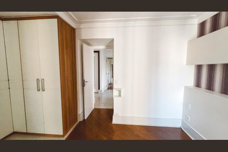 Apartamento à venda com 125m², 3 quartos e 2 vagas Apartamento à venda com 125m², 3 quartos e 2 vagasSuíte 2