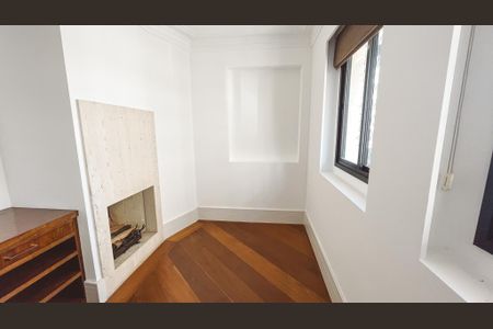 Apartamento à venda com 125m², 3 quartos e 2 vagas Apartamento à venda com 125m², 3 quartos e 2 vagasEscritório