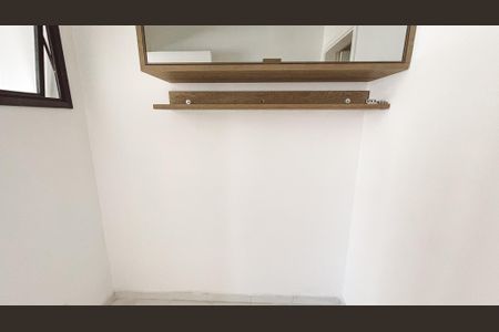 Apartamento à venda com 125m², 3 quartos e 2 vagas Apartamento à venda com 125m², 3 quartos e 2 vagasQuarto de Serviço