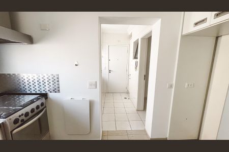 Apartamento à venda com 125m², 3 quartos e 2 vagas Apartamento à venda com 125m², 3 quartos e 2 vagasCozinha