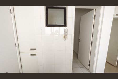 Apartamento à venda com 125m², 3 quartos e 2 vagas Apartamento à venda com 125m², 3 quartos e 2 vagasÁrea de Serviço