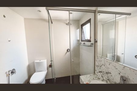 Apartamento à venda com 125m², 3 quartos e 2 vagas Apartamento à venda com 125m², 3 quartos e 2 vagasBanheiro da Suíte 2