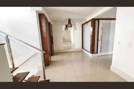 Apartamento à venda com 125m², 3 quartos e 2 vagas Apartamento à venda com 125m², 3 quartos e 2 vagasSala de Jantar