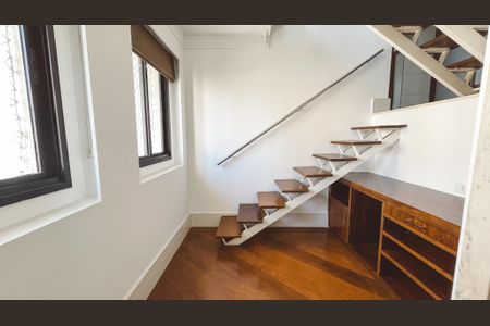 Apartamento à venda com 125m², 3 quartos e 2 vagas Apartamento à venda com 125m², 3 quartos e 2 vagasEscritório