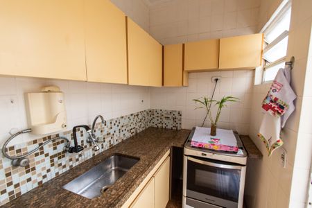 Casa à venda com 200m², 4 quartos e 1 vaga Casa à venda com 200m², 4 quartos e 1 vagaCozinha