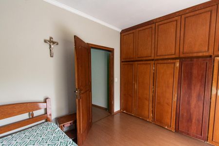 Casa à venda com 200m², 4 quartos e 1 vaga Casa à venda com 200m², 4 quartos e 1 vagaQuarto 1