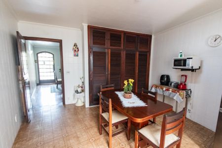 Casa à venda com 200m², 4 quartos e 1 vaga Casa à venda com 200m², 4 quartos e 1 vagaCopa