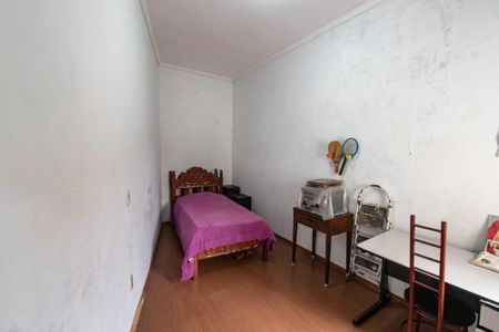 Casa à venda com 200m², 4 quartos e 1 vaga Casa à venda com 200m², 4 quartos e 1 vagaCloset da suíte