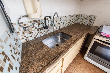 Casa à venda com 200m², 4 quartos e 1 vaga Casa à venda com 200m², 4 quartos e 1 vagaCozinha