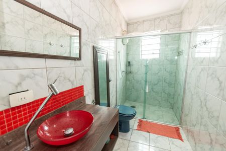 Casa à venda com 200m², 4 quartos e 1 vaga Casa à venda com 200m², 4 quartos e 1 vagaBanheiro 2