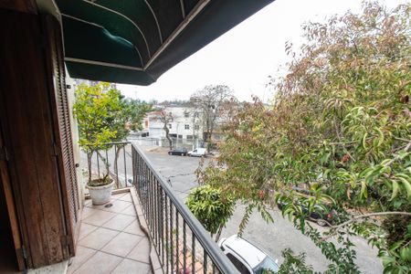 Casa à venda com 200m², 4 quartos e 1 vaga Casa à venda com 200m², 4 quartos e 1 vagaVaranda do Quarto 1