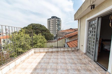 Casa à venda com 200m², 4 quartos e 1 vaga Casa à venda com 200m², 4 quartos e 1 vagaVaranda do quarto 2