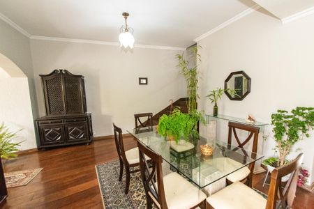 Casa à venda com 200m², 4 quartos e 1 vaga Casa à venda com 200m², 4 quartos e 1 vagaSala de jantar