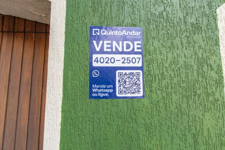 Casa à venda com 200m², 4 quartos e 1 vaga Casa à venda com 200m², 4 quartos e 1 vagaPlaca