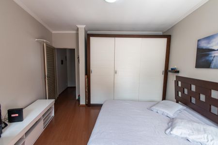 Casa à venda com 200m², 4 quartos e 1 vaga Casa à venda com 200m², 4 quartos e 1 vagaQuarto 3