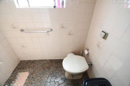 Casa à venda com 97m², 3 quartos e 2 vagasBanheiro