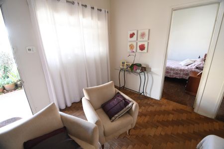 Casa à venda com 97m², 3 quartos e 2 vagasSala