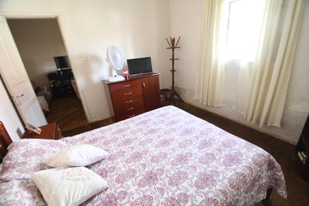 Casa à venda com 97m², 3 quartos e 2 vagasQuarto 1