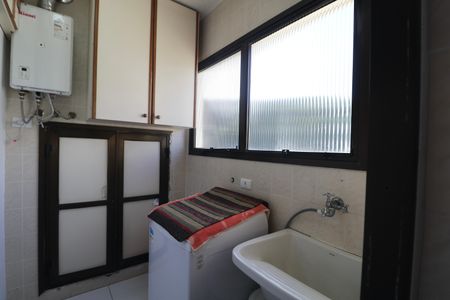 Apartamento para alugar com 151m², 3 quartos e 1 vagaÁrea de Serviço