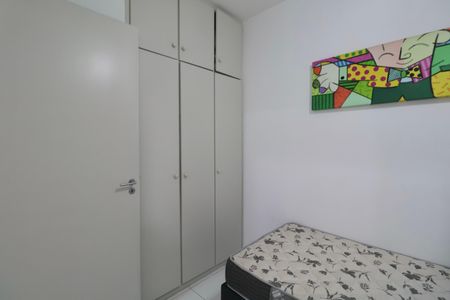 Apartamento para alugar com 151m², 3 quartos e 1 vaga Suíte 2