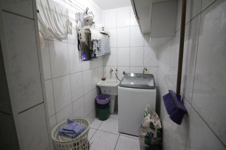 Casa à venda com 132m², 3 quartos e 2 vagasÁrea de Serviço