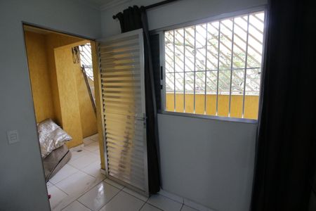 Casa à venda com 132m², 3 quartos e 2 vagasSuíte 