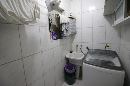 Casa à venda com 132m², 3 quartos e 2 vagasÁrea de Serviço