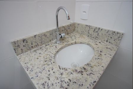 Apartamento para alugar com 45m², 2 quartos e 1 vagaBanheiro 