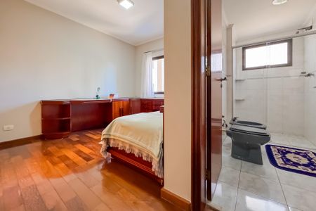 Apartamento para alugar com 205m², 4 quartos e 3 vagasSuíte 2